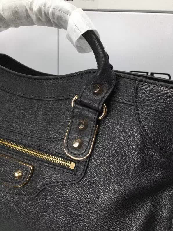 BALENCIAG巴黎世家 原版義大利進口山羊皮 小金釘 單肩斜挎包  BL1177